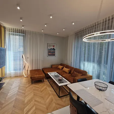 Platinum Z Tarasem 70 M2, 50 M Od Placu Litewskiego