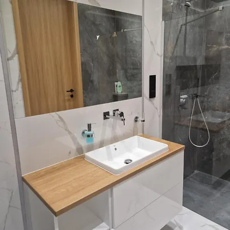 Apartament Platinum Z Tarasem 70 M2, 50 M Od Placu Litewskiego